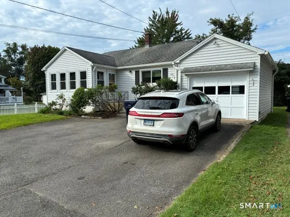 104 Meadow Street, Seymour, CT 06483