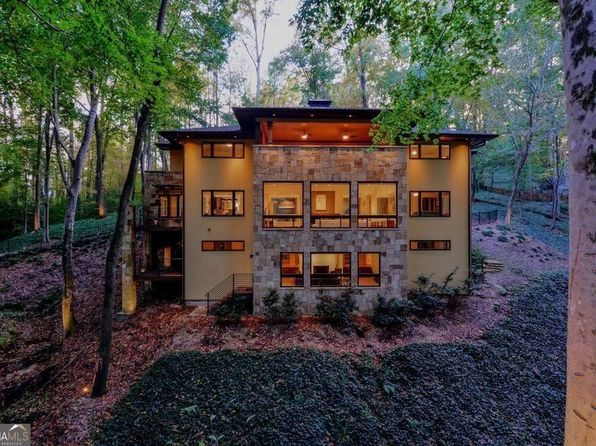 1180 E Beechwood Dr NW, Atlanta, GA 30327