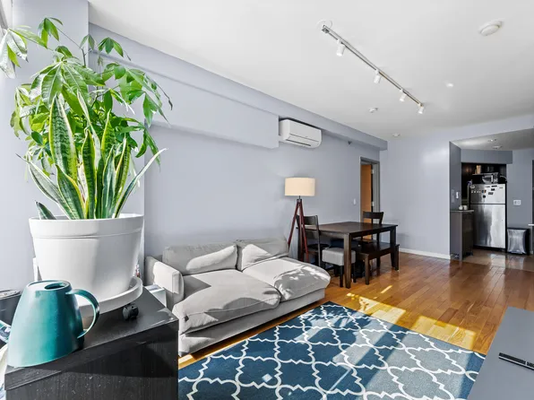 95-08 65th Road image 4 of 19