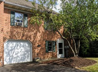 194 Rockford Sq, Mountville, PA 17554