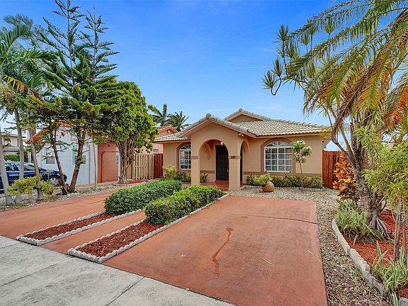 2nd image of 12857 NW 102nd Avenue
