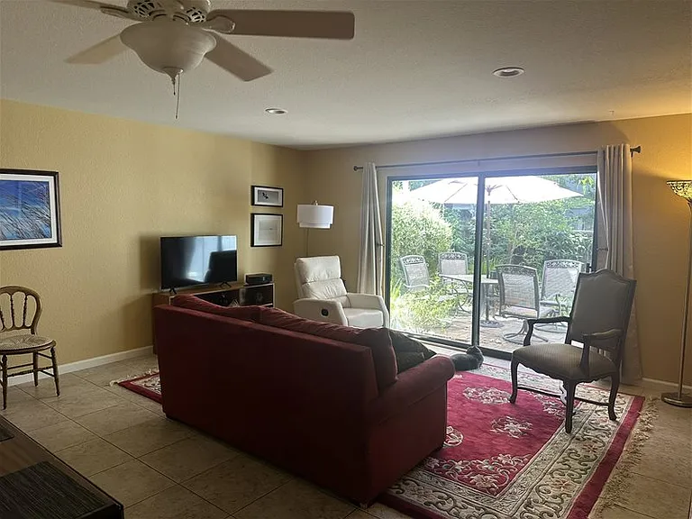 2444 Sycamore Ln #3 — Photo 8