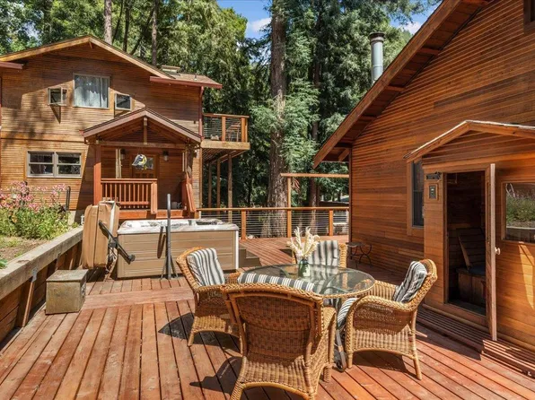 10820 Westwood Rd, Felton, CA 95018