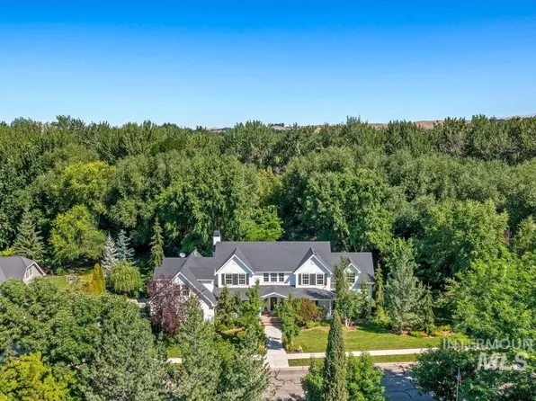 1200 E Covey Run Ct, Eagle, ID 83616