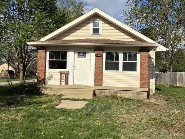 306 Bishop Ave, Mooresville, IN 46158