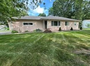 442 Circle Dr, Liberty, MO 64068