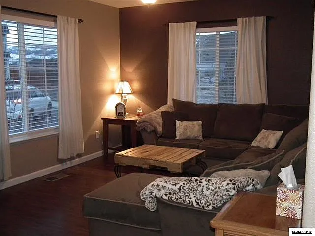 17680 Yearling Ct — Photo 3