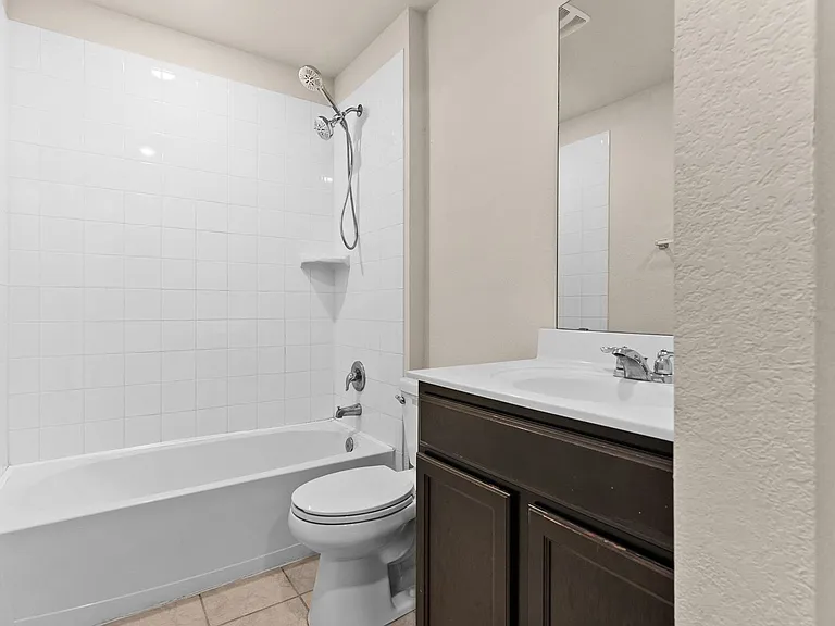 9506 Murandy Dr — Photo 10