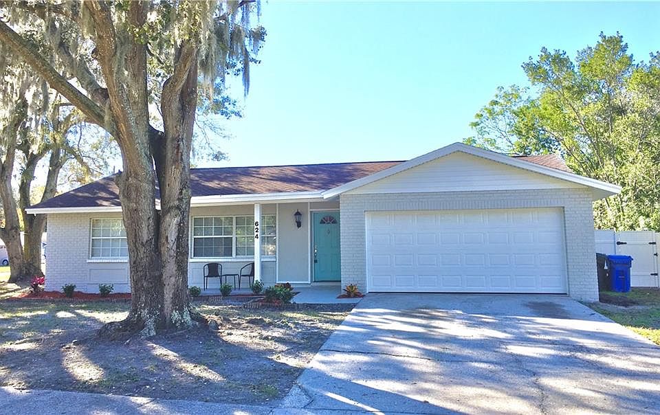 1st image of 624 Pine Forest Dr