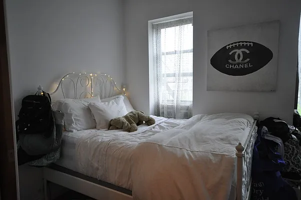 Rented by REAL New York | media 17