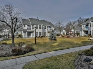 86 Konight Ct, Mahwah, NJ 07430