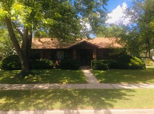 628 Meadow Ln, Burlington, WI 53105