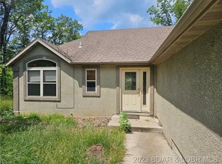 557 Round Table Dr, Camdenton, MO 65020