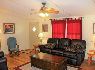 2604 Jackson Rd, La Grange, TX 78945