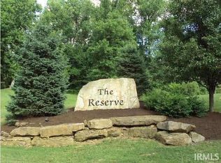 6009 Pembrooke Dr, Newburgh, IN 47630
