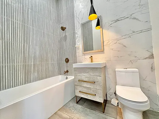 Rented by Doorway NYC, LLC | media 23