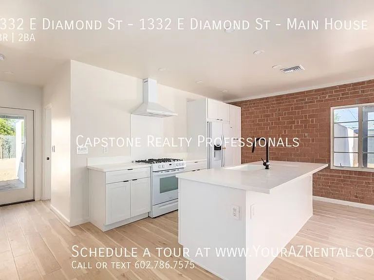 1332 E Diamond St #MAIN HOUSE — Photo 6
