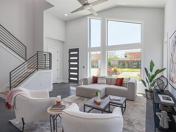 4th image of 1304 Justin Ln #1