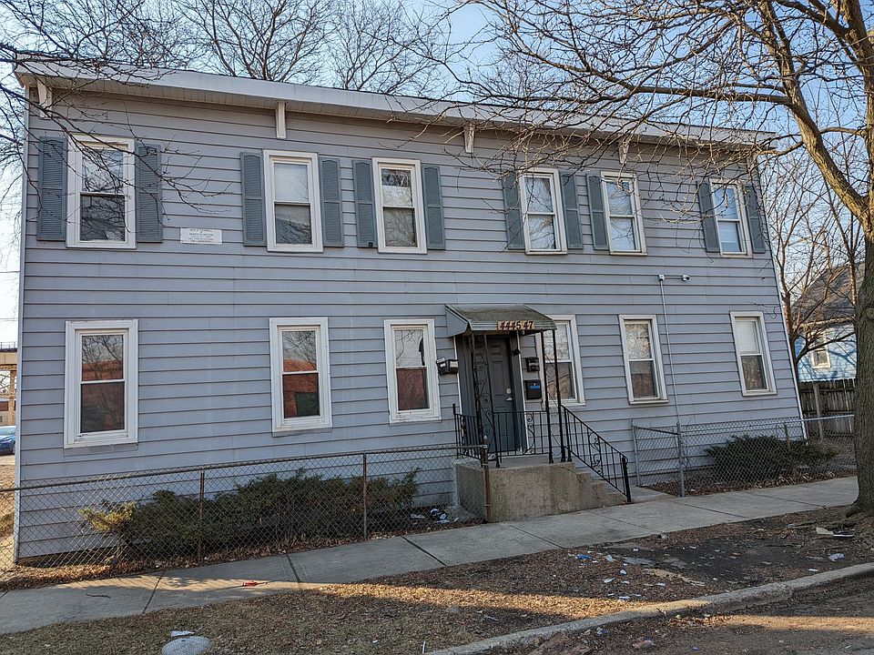 1st image of 4447 W Carroll Ave #2