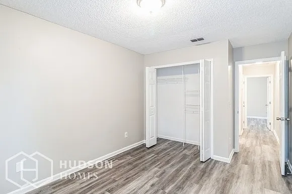 1664 Hudderfield Cir W — Photo 13