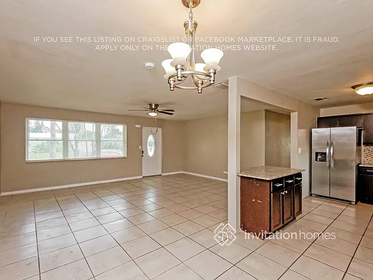 940 SE 5th St — Photo 6