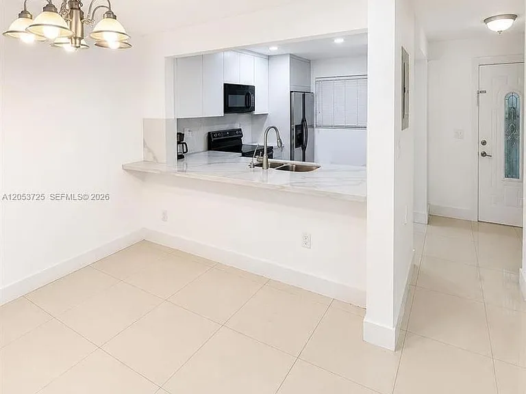 10871 NW 7th St #1424 — Photo 3
