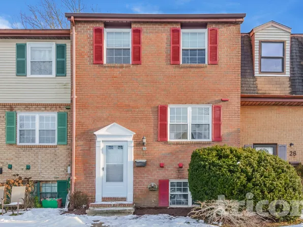 26 Pickersgill Sq, Owings Mills, MD 21117