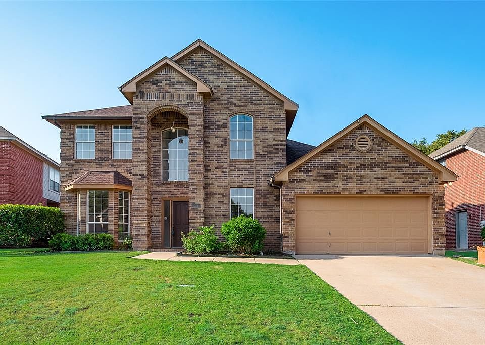 1st image of 2215 New Mill Ln