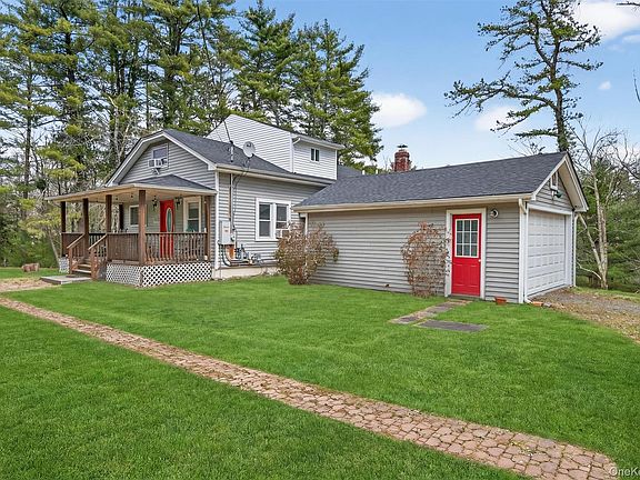 5th image of 86 Beaver Brook Road