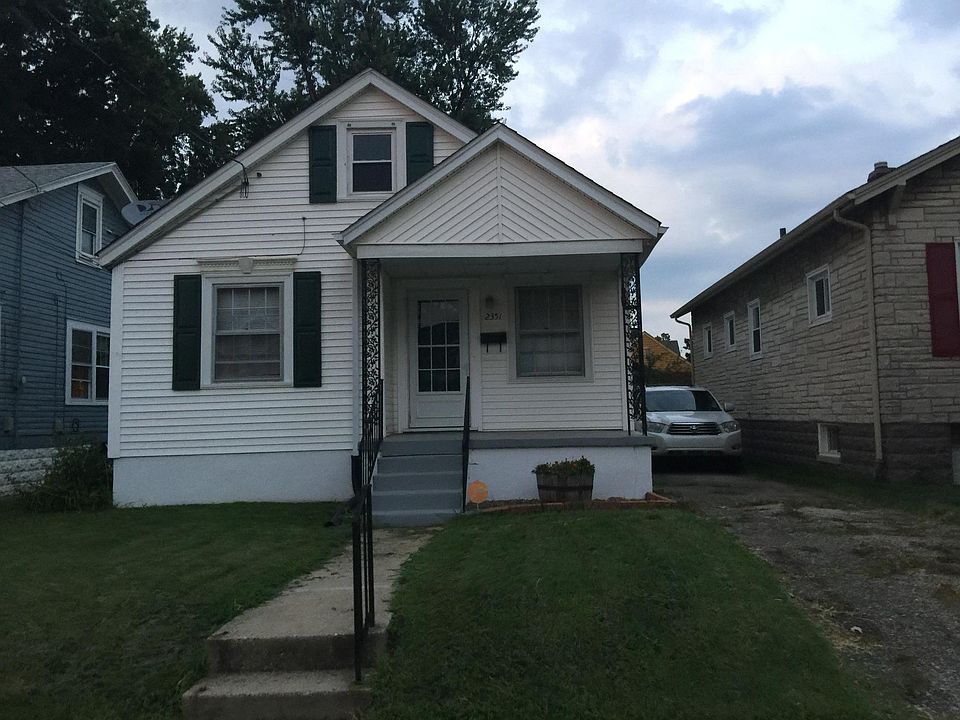 1st image of 2351 Alexander Ave