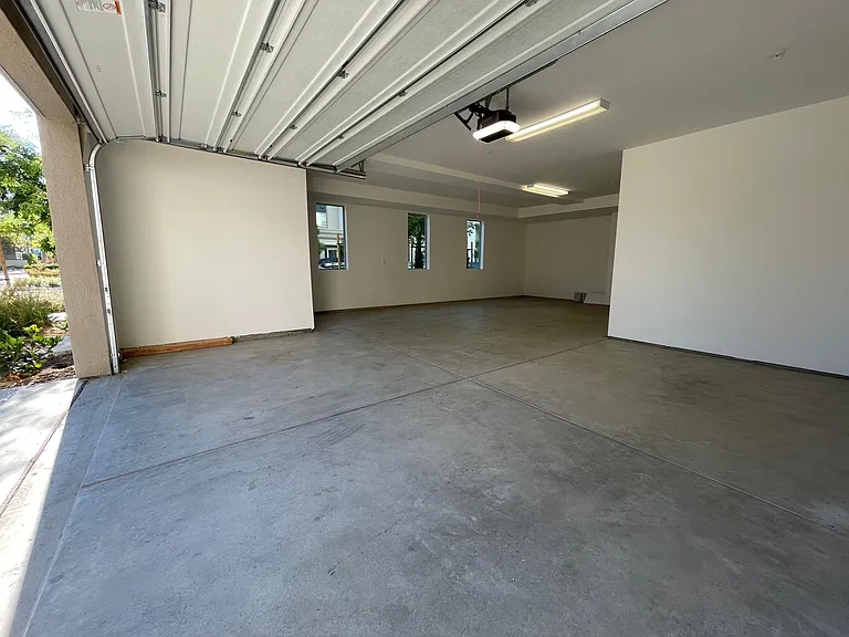 Over-sized garage with windows