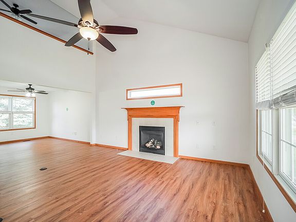 5th image of 3149 Sitka Spruce Dr