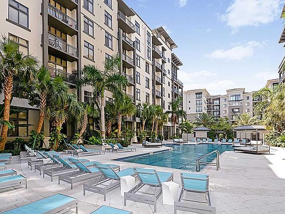2nd image of 501 NE 5th Ter APT 628