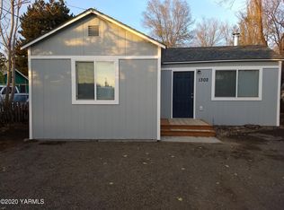 1302 Arkansas Ave, Tieton, WA 98947