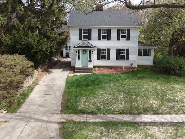 464 Rosewood Ave, East Lansing, MI 48823