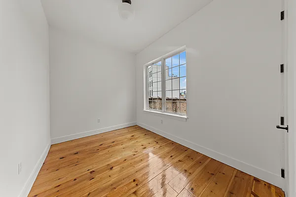 Rented by PM Management | media 91