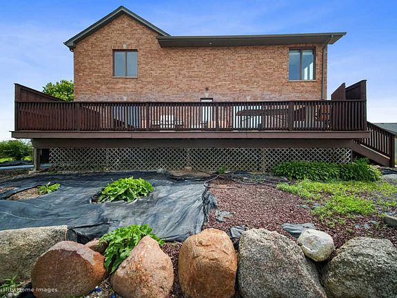 5th image of 32020 S Crawford Ave