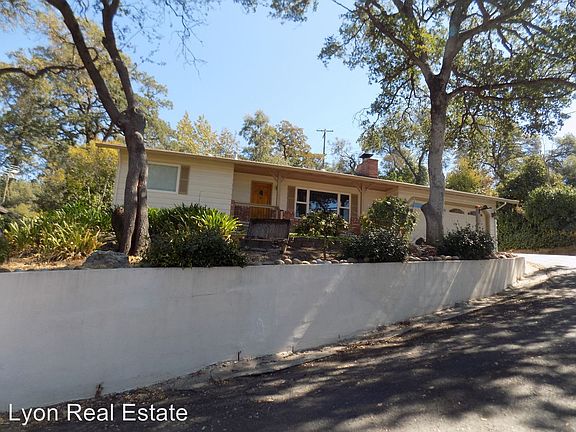 3rd image of 411 Sacramento St