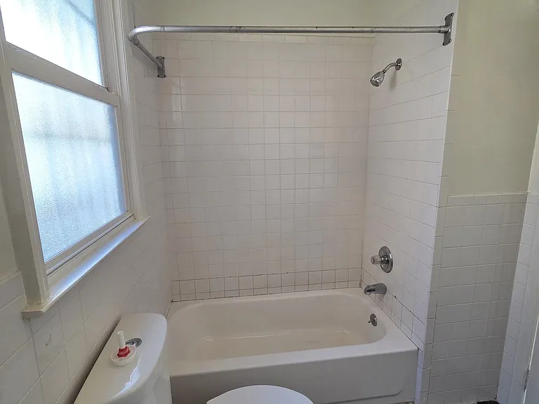 953 Bergen St #2 — Photo 14