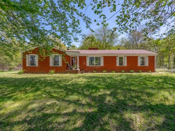 3962 Highway 815, Calhoun, KY 42327