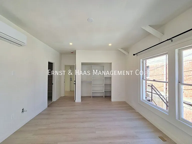 321 Chestnut Ave #8 — Photo 9
