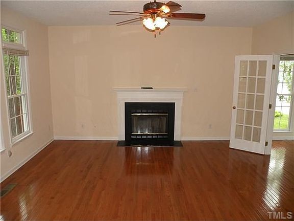Family room 1 