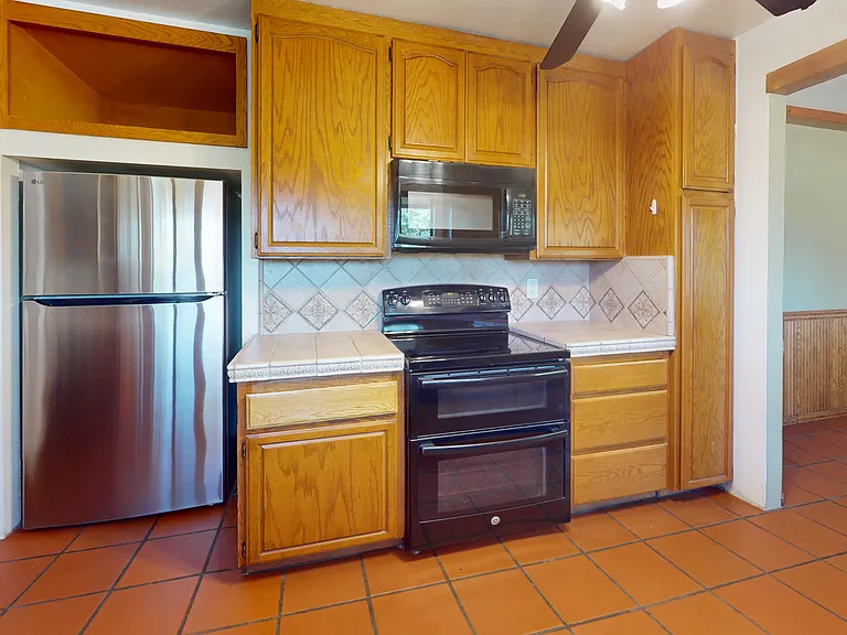 6444 Gregory Ln — Photo 3