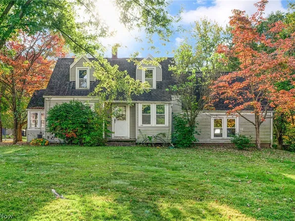 80 Cemetery St, Apple Creek, OH 44606