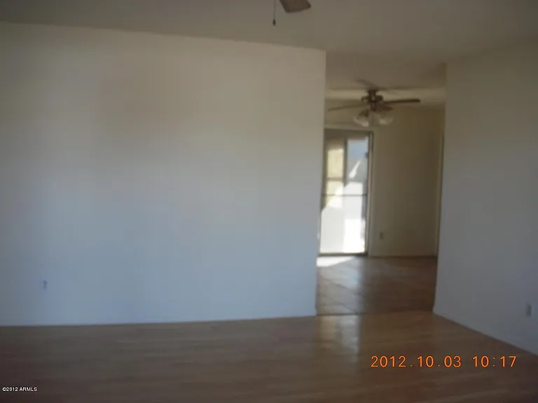 1109 N Oak Ct — Photo 5