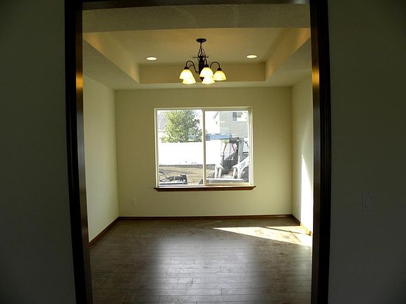 4th image of 1409 N Ewell Ct