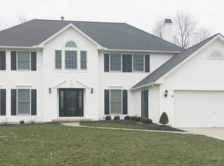 16275 Academy Dr, Strongsville, OH 44149