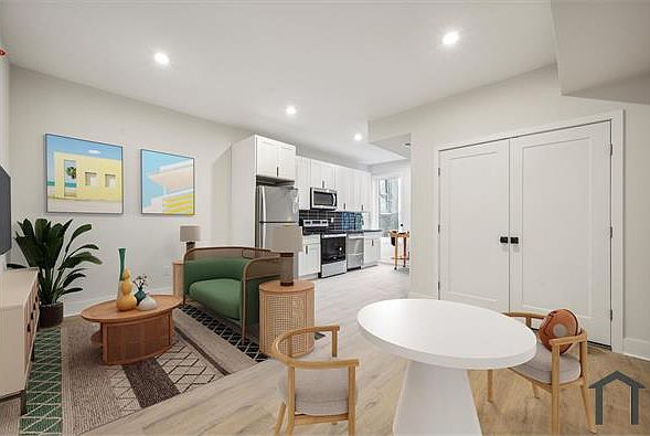 1st image of 4025 Lancaster Ave #3