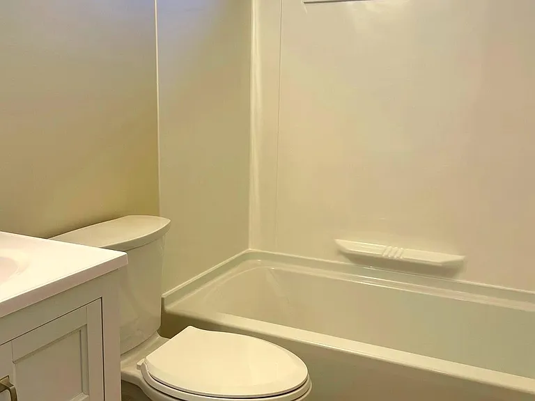 209 S Shenandoah Ave #A — Photo 9