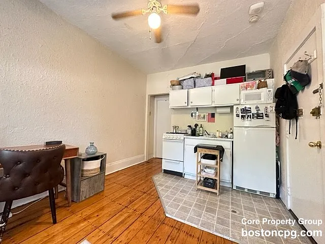 19 S Russell St #4 — Photo 3